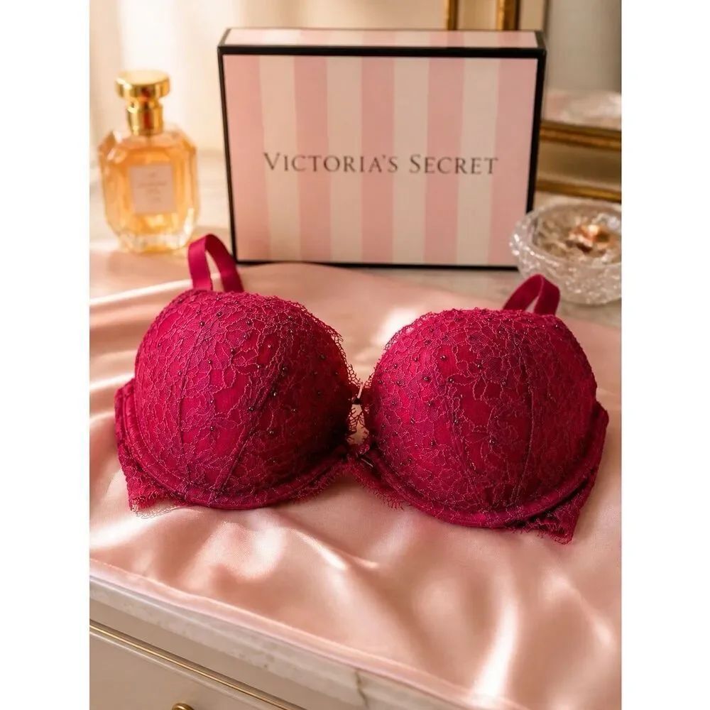 VS DREAM ANGELS LACE, VELVET JEWELED PLUM PU 32D
